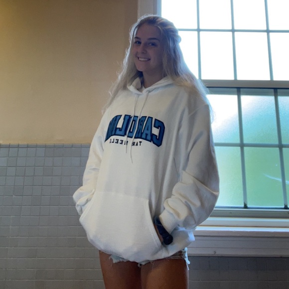 Meet your Posher, Grace - Picture 1 of 3